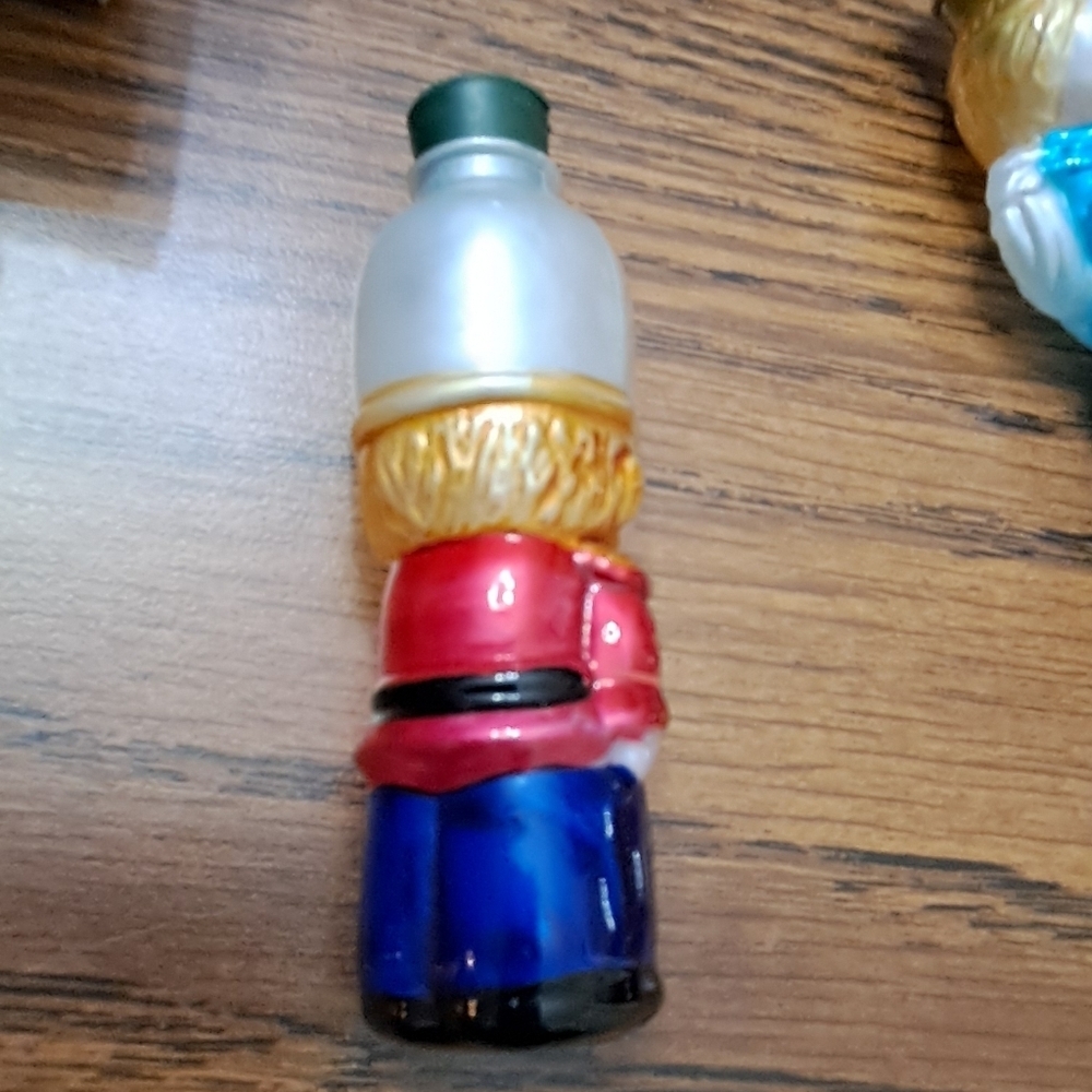 Vtg. Avon Holiday Light Covers, Set Of 5 - Picture 7 of 8